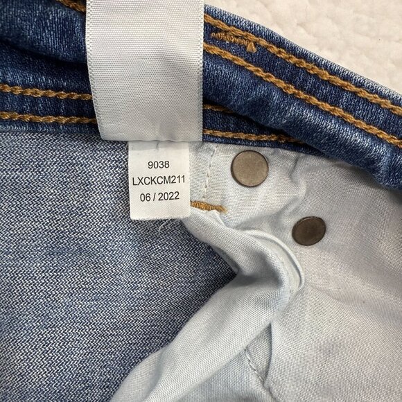 Aeropostale Low Rise Flare Jeans Flap Pockets Womens 6 Y2K Hip Hop Festival - Picture 13 of 16